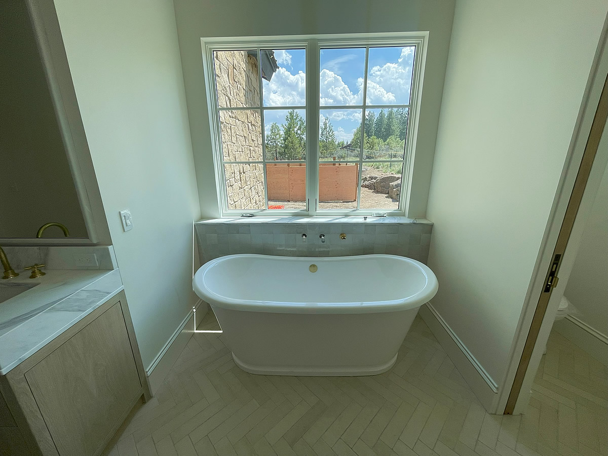 Classic design dream home master bathtub